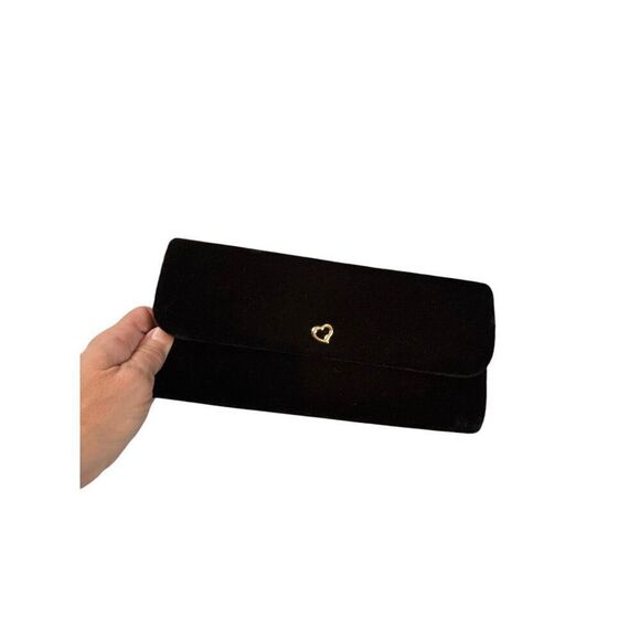 Vintage Victorias Secret Black Velvet Clutch Purse With Gold Heart Accent - Picture 9 of 9
